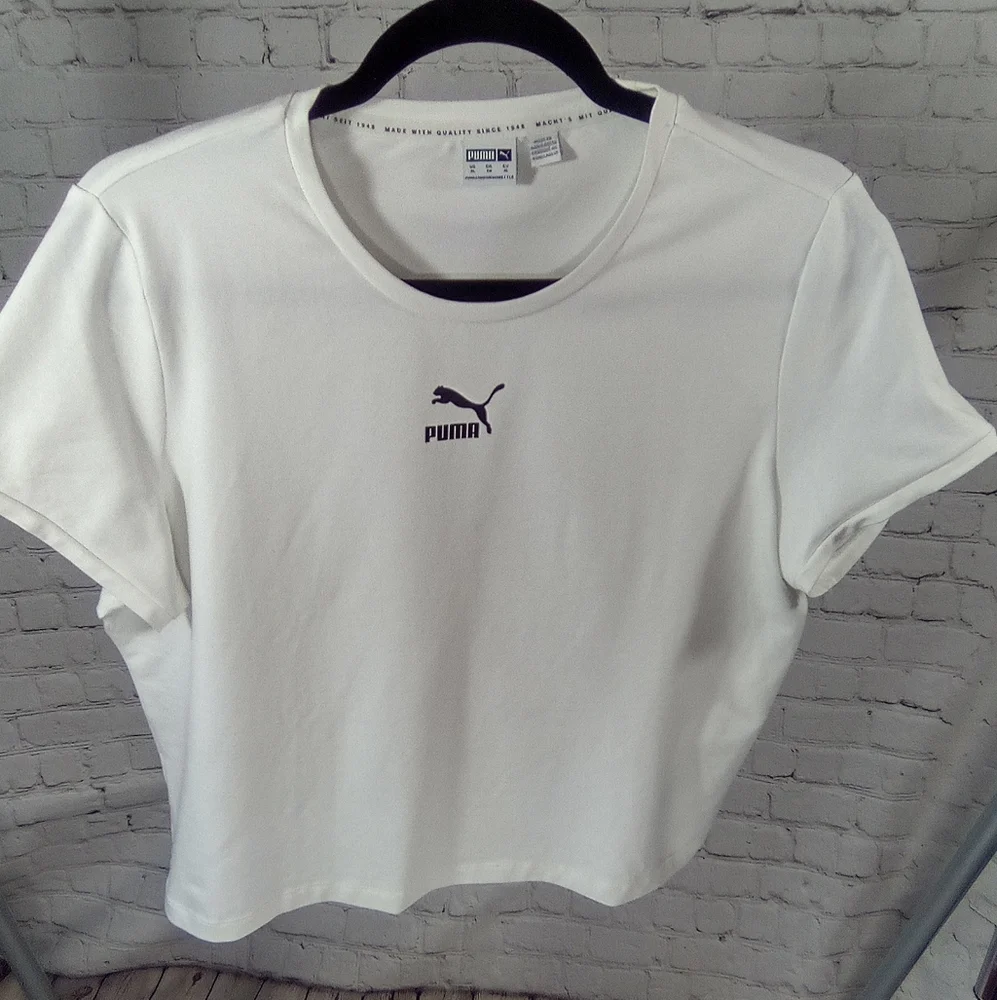 PUMA WHITE WOMEN'S TOP 🙎‍♀️🥰💚 - Picture 4 of 6